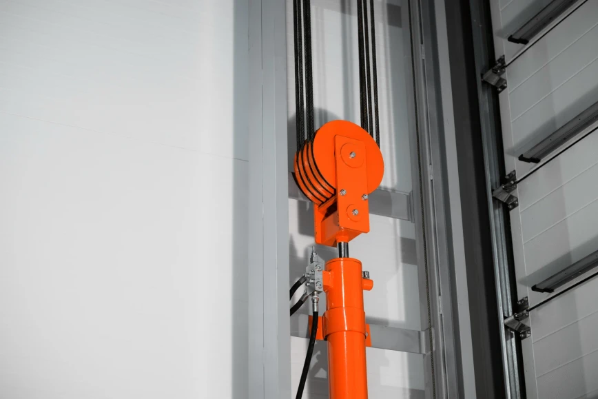 PODEMLIFT® 4XC-APP-3000 | Высота подъема 5,9 м | Размер платформы 3,0*6,3 Фото